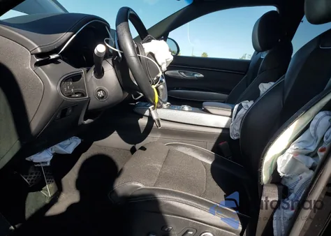 2022 Genesis Gv70 Base from USA, damaged, VIN KMUMADTB4NU049167